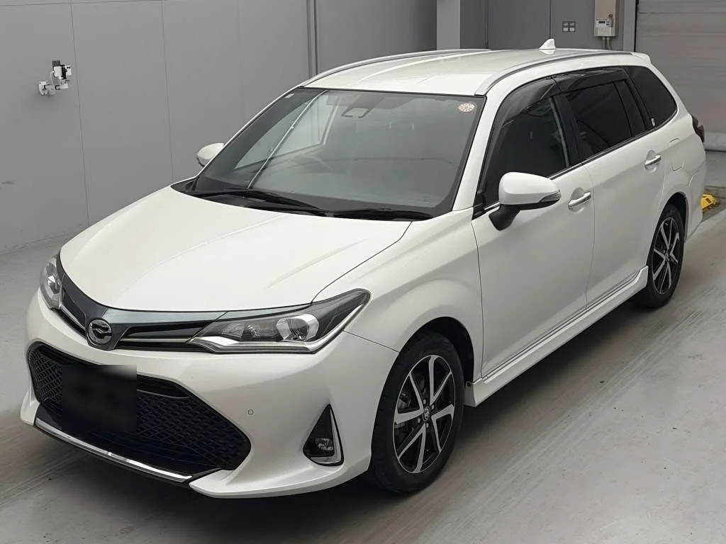 Toyota Corolla Fielder NRE161G 2018